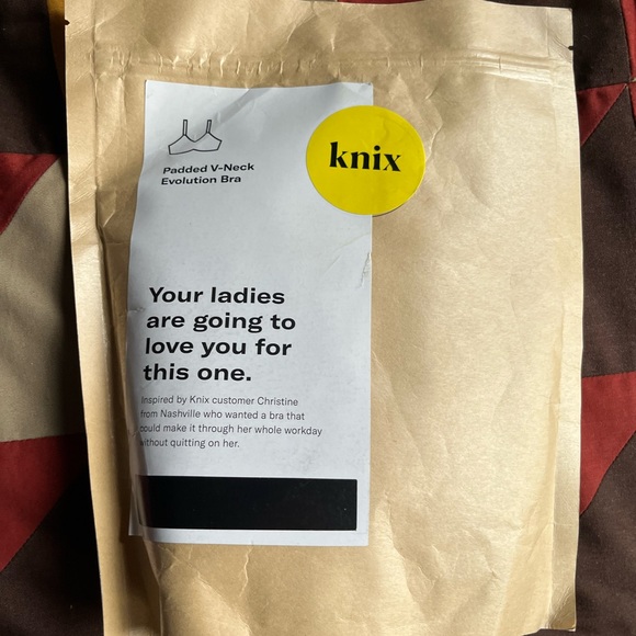 BNWT Black Padded Evolution Bra size 3 - Picture 2 of 3